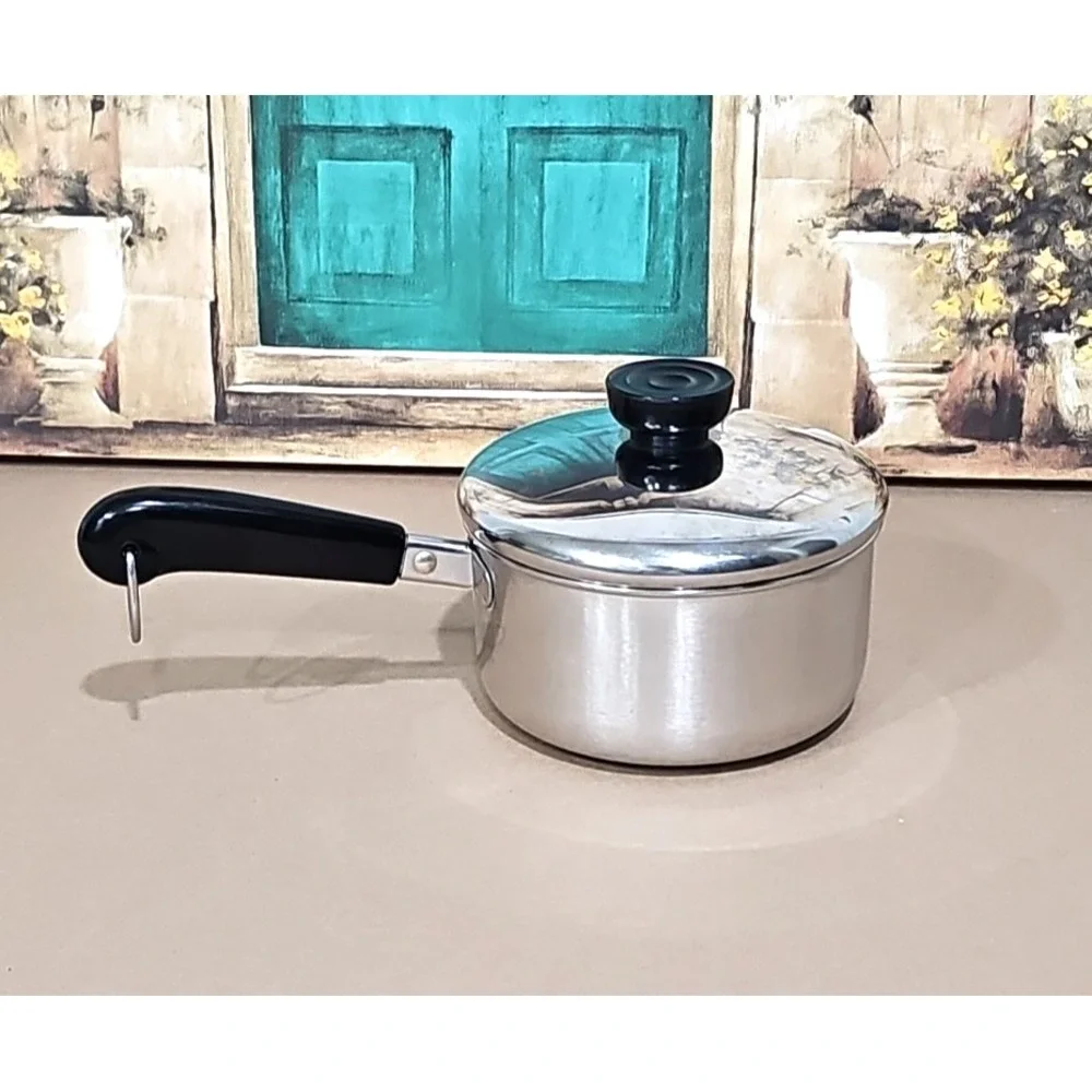REVERE WARE 1 Qt 96K Stainless Saucepan Clad Bottom w/Lid Clinton, Ill. USA
